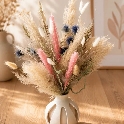 Création artisanale de fleurs séchées pastel